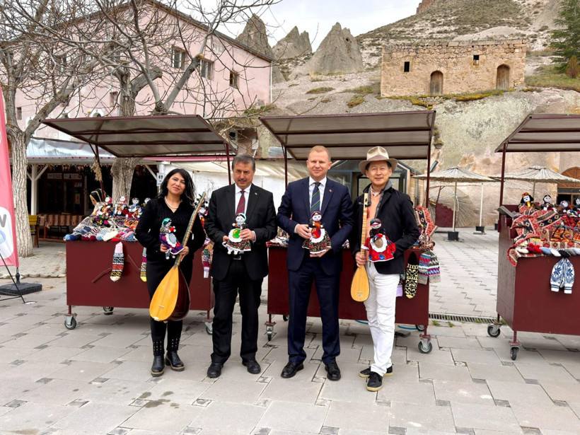 Takeshi İmamuri ve Soğanlı bebek yapımı