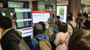 Japonya&rsquo;da 7,7 sonrası alarm: Daha b&uuml;y&uuml;k deprem riski arttı