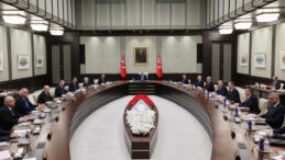 Kabine'de G&uuml;ndem: İran ve Ekonomi