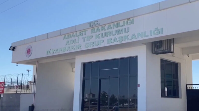 Ka&ccedil;an İneğini Yakalamak İsterken Canından Oldu