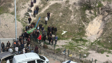 Kaybolan Gen&ccedil; Dağlık Alanda &Ouml;l&uuml; Bulundu