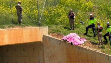 Kayıp &ccedil;ocuğun cesedi menfezde bulundu