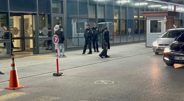 Kaymakam Trafik Kazası Ge&ccedil;irdi: 1 &Ouml;l&uuml;, 2 Yaralı