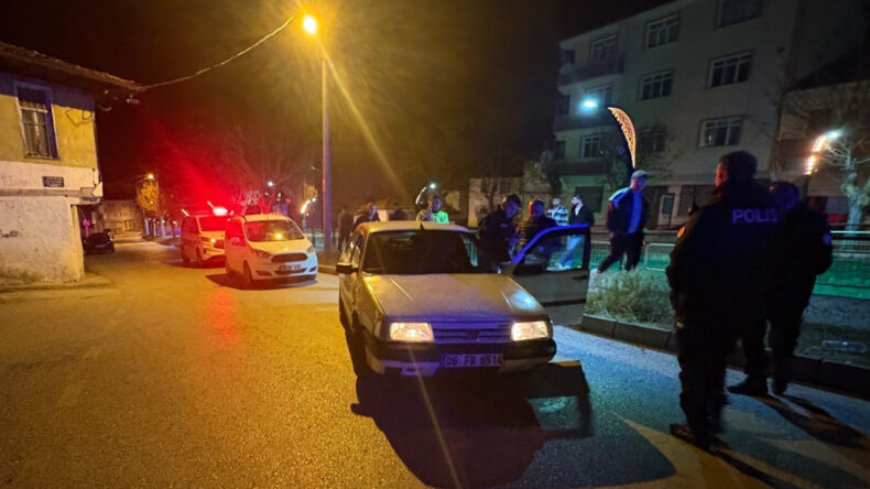 Kendilerini Uyaran Adamı Darp Edip Ka&ccedil;tılar