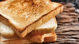 Kızartıldığında Daha Az Kanserojen Olan Ekmek &Uuml;retildi