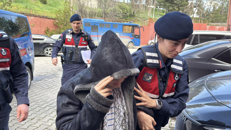 Kocasını başından vurup öldürdü