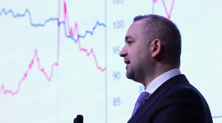 Kritik karar &ouml;ncesi yabancılardan son faiz tahminleri