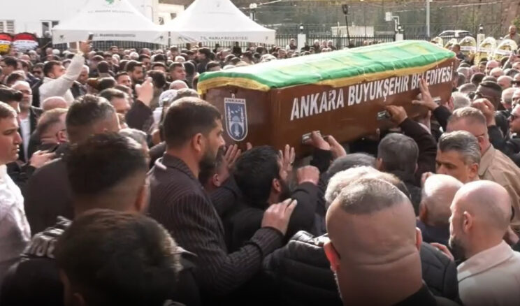 K&uuml;rt Ahmet son yolculuğuna uğurlandı