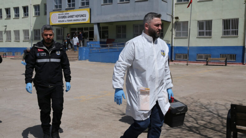 Lisedeki Kanlı Saldırı Sonrası Eğitimcilerden Grev Kararı