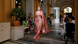 L&uuml;ks Devine İran Şoku