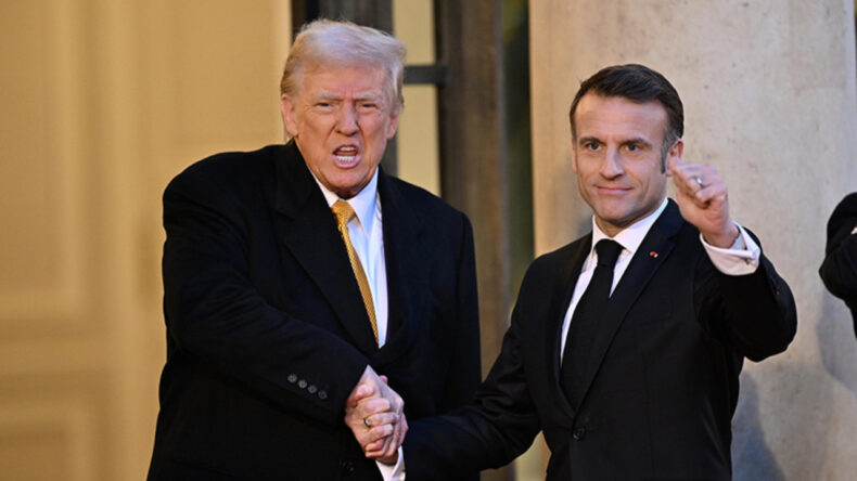 Macron'dan kendisiyle alay eden Trump'a: Biraz ciddi ol, her g&uuml;n konuşma
