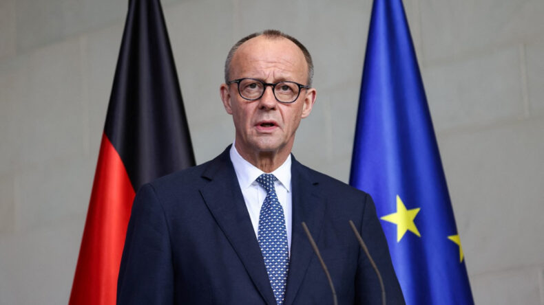 Merz&rsquo;den K&uuml;ba &Ccedil;ıkışı