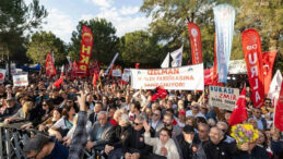 Meslek fabrikası i&ccedil;in miting d&uuml;zenledi