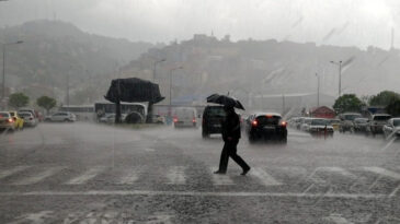 Meteoroloji&rsquo;den &ccedil;ok sayıda il i&ccedil;in yağış uyarısı