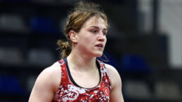 Milli g&uuml;reş&ccedil;i Beyza Nur Akkuş'tan bronz madalya!