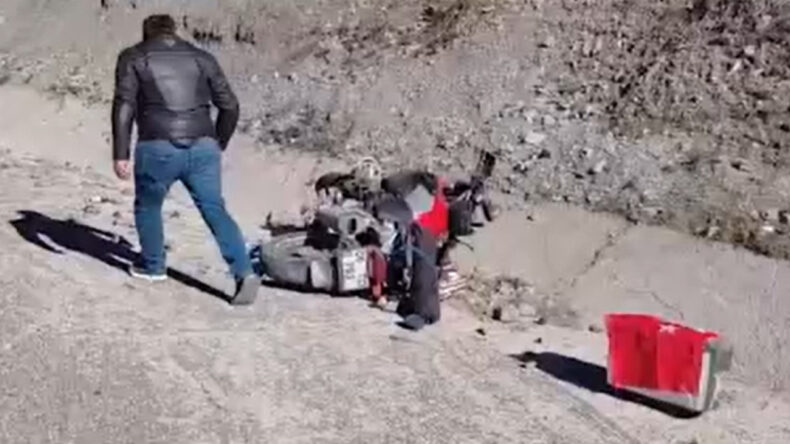 Motosikletler Peş Peşe Kaza Yaptı: 2 Yaralı