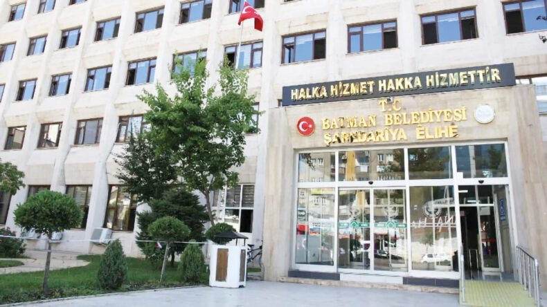 M&uuml;lakatlar i&ccedil;in &lsquo;kayıt altına alınsın&rsquo; &ccedil;ağrısı