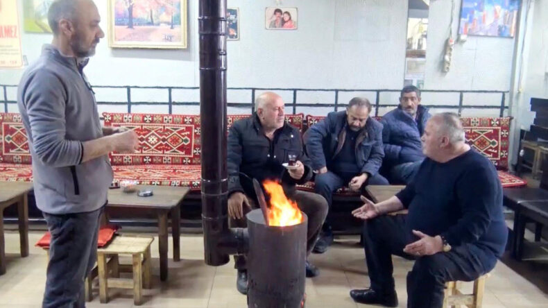 Nisan ortasında kış: Eksi derecede soba yaktılar