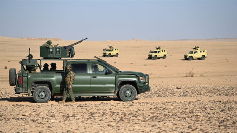 Orta Doğu'da dikkat &ccedil;eken adım: ABD, Irak'a desteği durdurdu