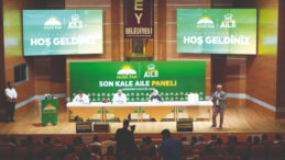 &Ouml;ğretmene Bu Kafa Konferans Veriyor
