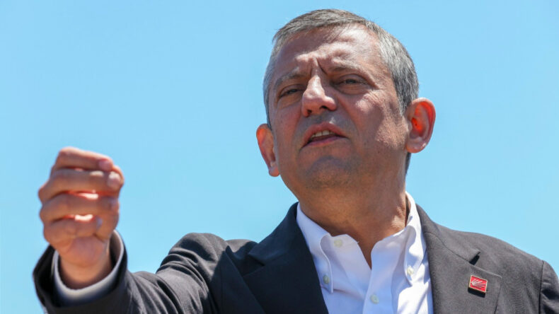 &Ouml;zel: Erdoğan Topu Kesip Ma&ccedil;ı Bitirmeye &Ccedil;alışıyor