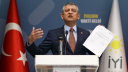 &Ouml;zg&uuml;r &Ouml;zel, 24 yıl sonra belgeyi raftan indirdi