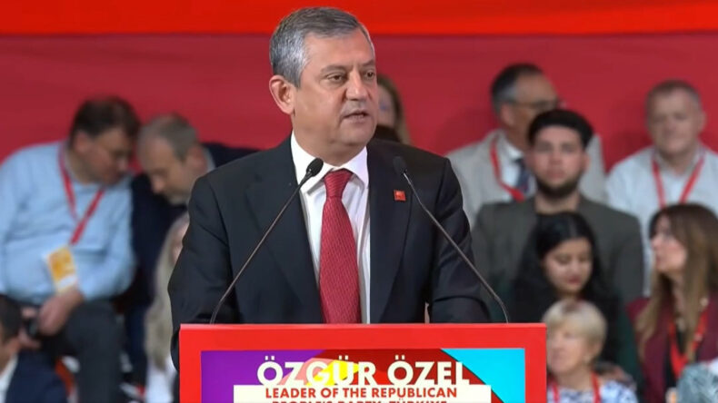 &Ouml;zg&uuml;r &Ouml;zel: Macaristan&rsquo;da T&uuml;m D&uuml;nyaya &Ouml;nemli Bir Mesaj Verildi