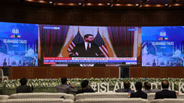 Pakistan'dan ABD ve İran'a &ccedil;ağrı