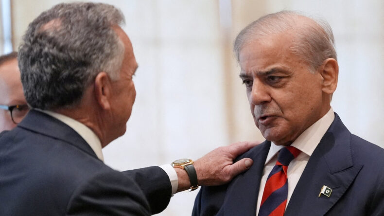 Pakistan'dan T&uuml;rkiye'ye kritik ziyaret