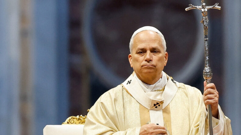 Papa'dan dikkat &ccedil;eken uyarı