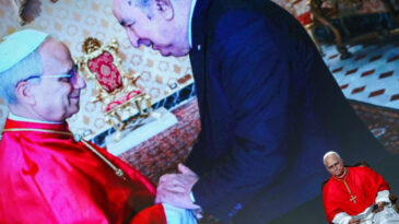 Papa'dan Trump'a "neokolonyal" eleştirisi