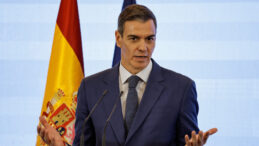 Pedro Sanchez'in g&ouml;&ccedil;men kararına tepki artıyor: Grev yapacaklar