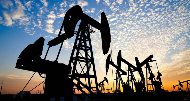 Petrol Fiyatlarında D&uuml;ş&uuml;ş