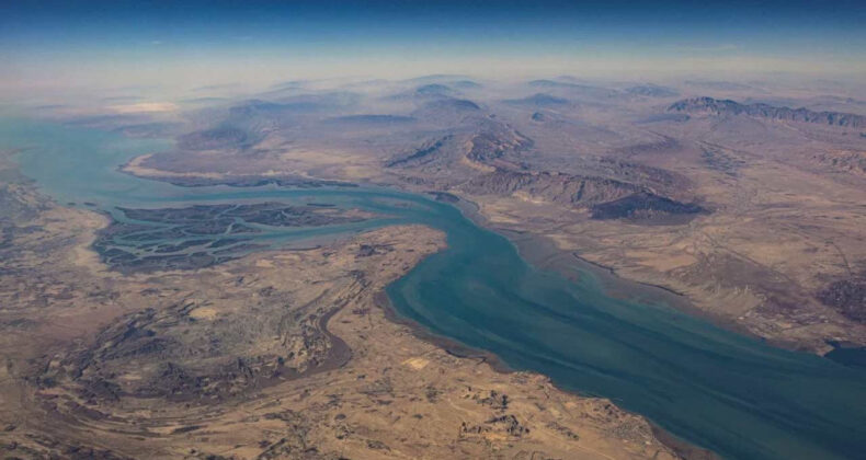 Petrolde kritik eşik: Gözler Hürmüz'de