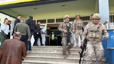 Polise İhbarda Bulunmasına Rağmen Fatura Okul M&uuml;d&uuml;r&uuml;ne Kesildi