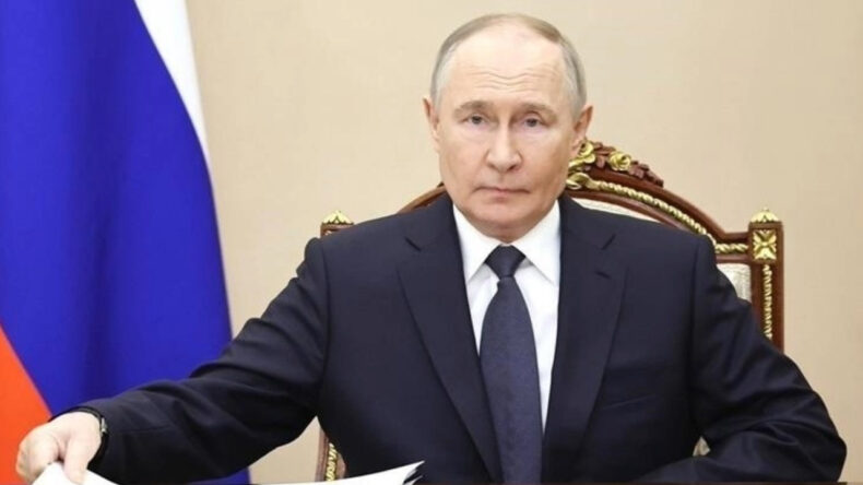 Putin 1 G&uuml;nl&uuml;k Ateşkes İlan Etti