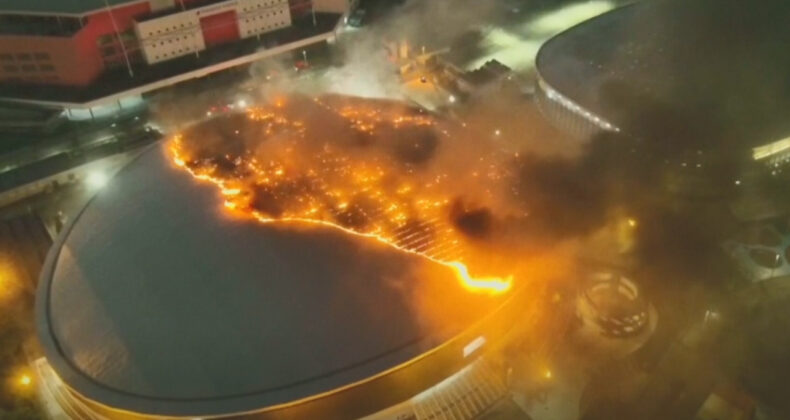 Rio Olimpiyat Parkı'ndaki velodromda korkutan yangın