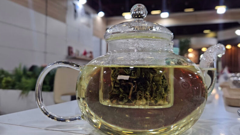 Rize&rsquo;nin beyaz &ccedil;ayı l&uuml;ks &uuml;r&uuml;ne d&ouml;n&uuml;şt&uuml;: Kilosu 40 bin TL