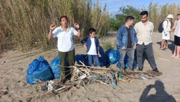 Sahil temizliğinde utandıran tablo