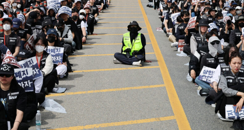 Samsung&rsquo;da grev krizi: İş&ccedil;iler ve hisse sahipleri karşı karşıya geldi