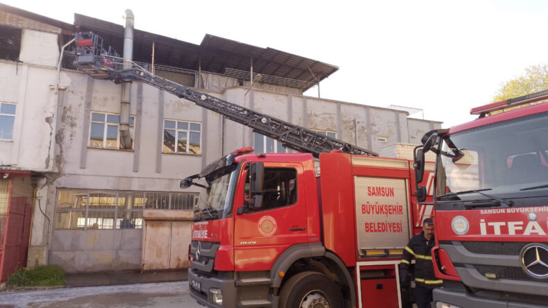 Samsun&rsquo;da Halı Fabrikasında Korkutan Yangın