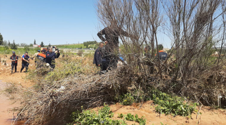 Sele kapılmıştı, cenazesi bulundu