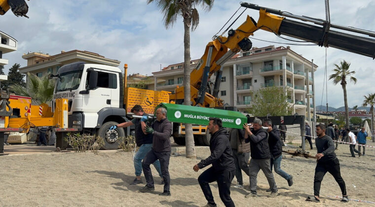 Tekne indirme kazasında 2 kişi g&ouml;zaltına alındı