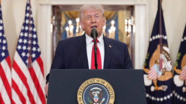 Trump: 2-3 hafta boyunca İran'a &ccedil;ok sert darbeler indireceğiz