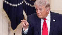 Trump, Bir Bakanı Daha G&ouml;revden Aldı