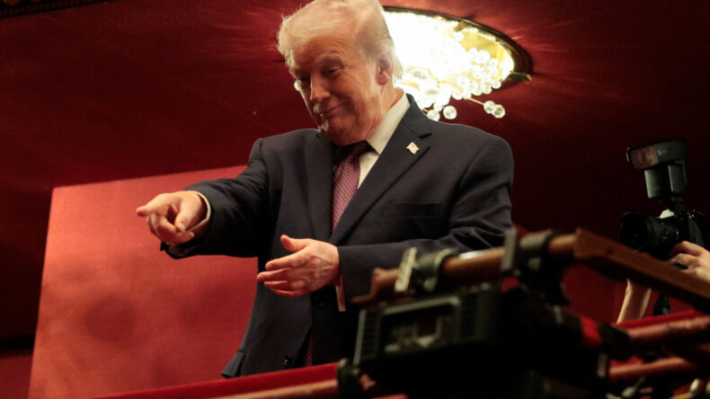 Trump: İran '&Ccedil;&ouml;k&uuml;ş Halindeyiz' Dedi