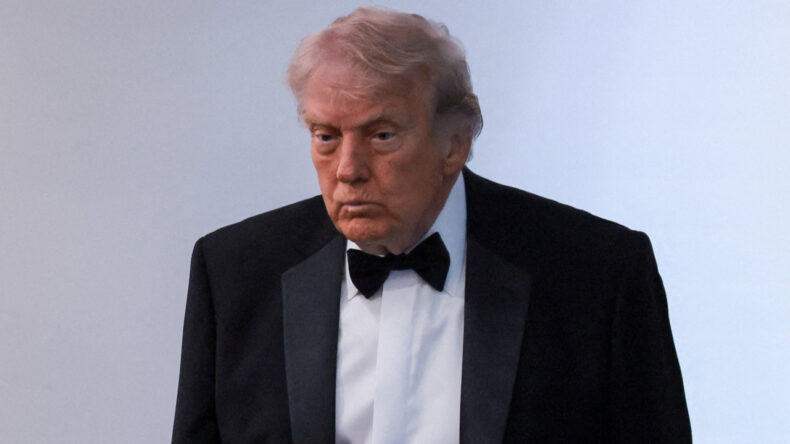 Trump: "Ben tecav&uuml;zc&uuml; değilim, ben bir pedofili değilim"