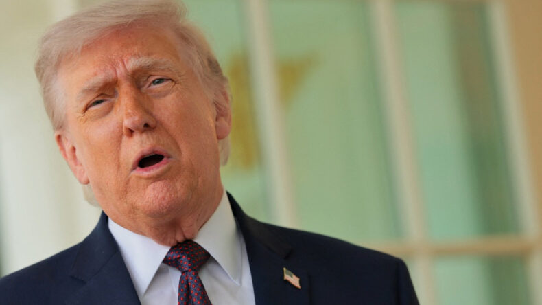 Trump, Skandal Paylaşımını Sildi