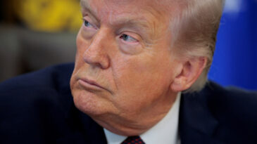 Trump'dan yeni H&uuml;rm&uuml;z mesajı: Servet kazanabiliriz