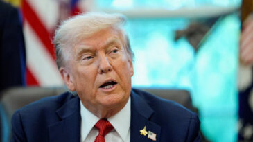 Trump'tan İran'a: Şu an boğuluyorlar ve durum daha da k&ouml;t&uuml; olacak